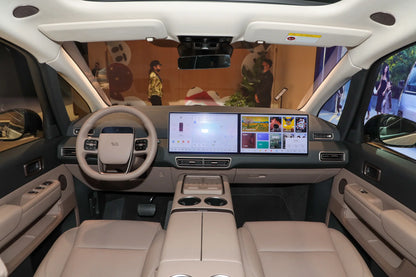 Li Auto MEGA