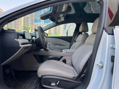 Certificated Pre-Owned Geely Galaxy Xingyao 8 PHEV 2025 Edition 130km EM-i Premium Version -u21944368