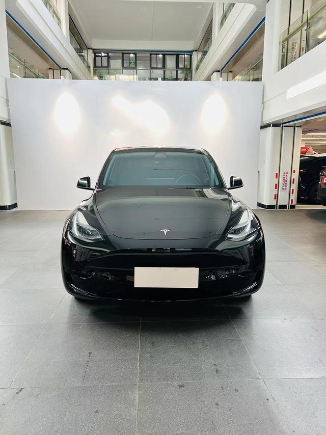 Pre-Owned Tesla Model Y 2022 Facelift Rear-Wheel Drive Edition
