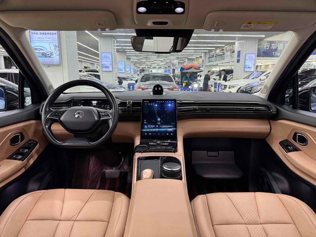 Pre-Owned NIO ES8 2018 Founding Edition