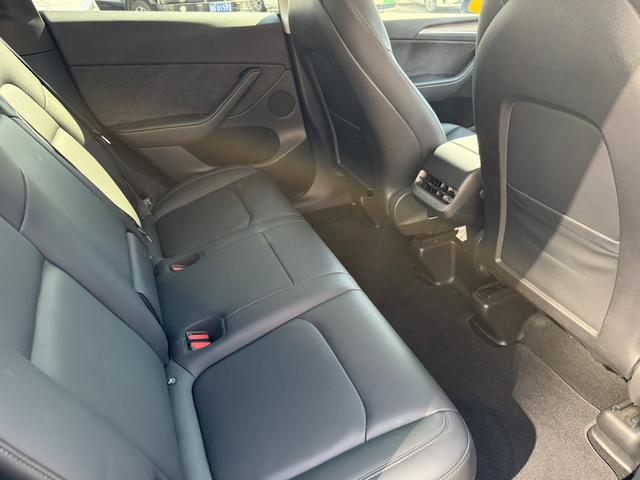 Pre-Owned Tesla Model Y 2021 Standard Range Rear-Wheel Drive