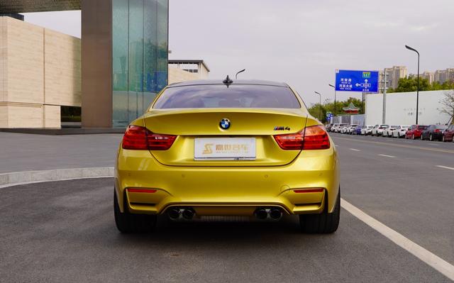 Certificated Pre-Owned BMW M4 2016 M4 Coupe Racing Limited Edition - u22060792