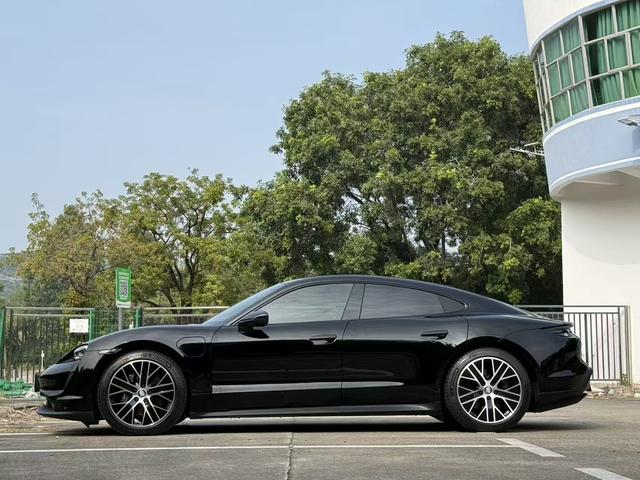 Pre-Owned Porsche Taycan 2020 Taycan