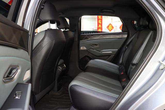 Certificated Pre-Owned BYD Qin L DM 2024 DM-i 80KM Transcendence Edition -u21009415