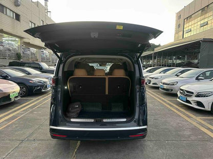 Certificated Pre-Owned Denza D9 DM 2024 1050 Premium Edition -u21993527