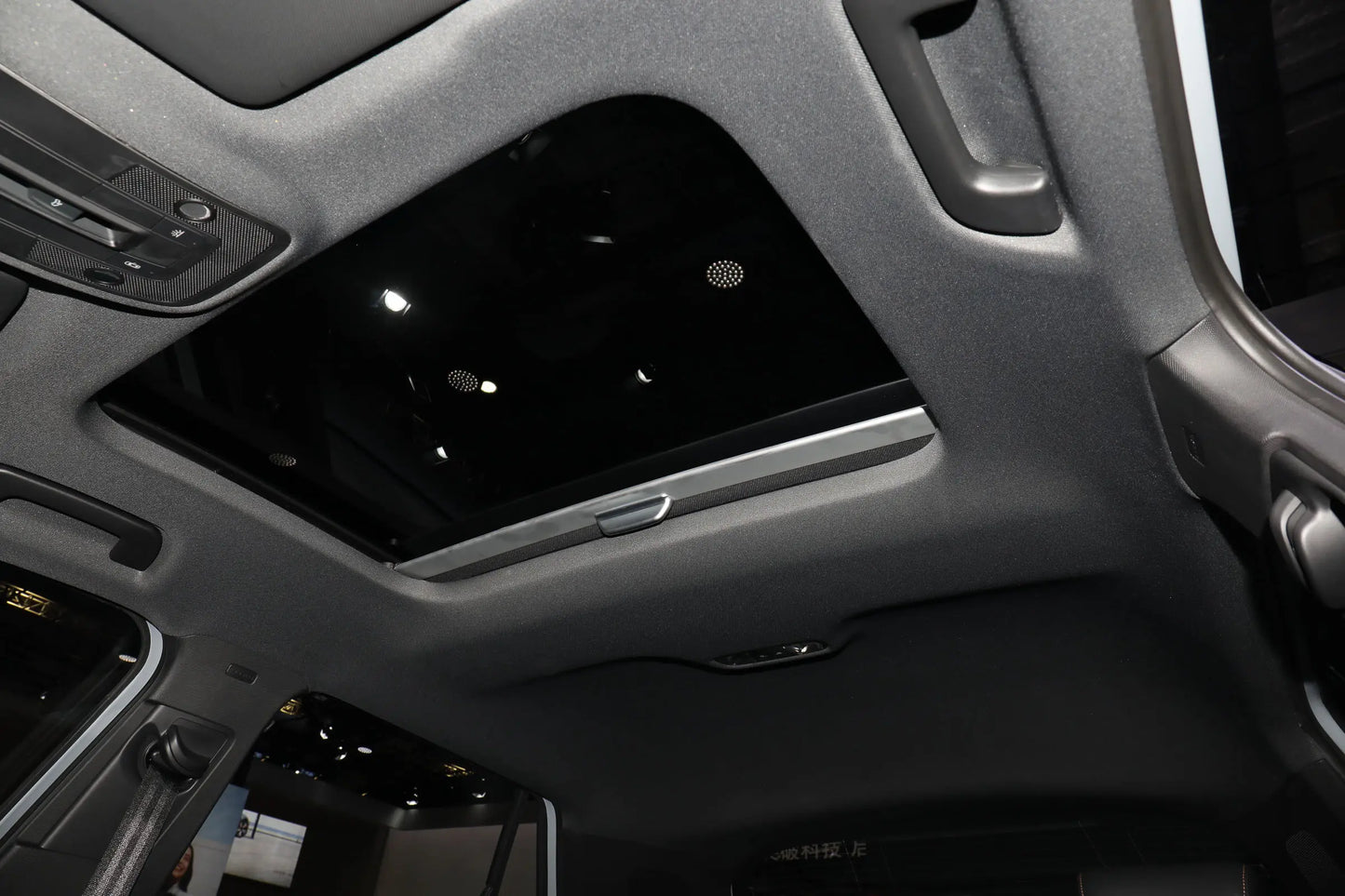 FAW-Audi Q2L e-tron
