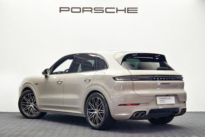 Certificated Pre-Owned Porsche Cayenne E-Hybrid 2024 Cayenne S E-Hybrid 3.0T -u21623001