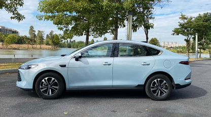 Certificated Pre-Owned BYD Qin PLUS DM 2025 Intelligent Driving Version DM-i 120KM Beyond Model -u21717376