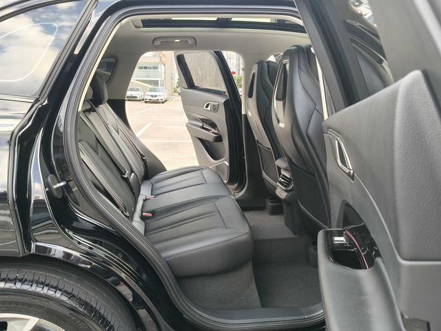 Certificated Pre-Owned Hongqi HS3 PHEV 2024 115km Jinwei Edition -u22010246