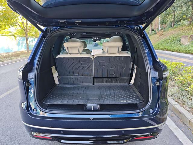 Pre - Owned Shenlan S09 2025 Rear - Wheel Drive Ultra+