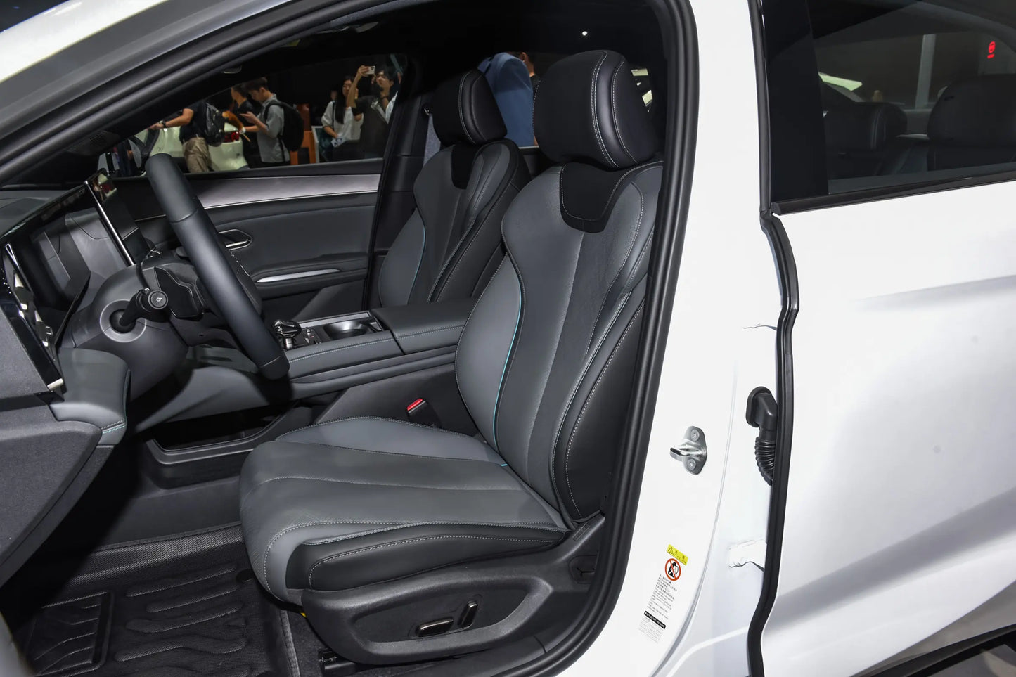 BYD Qin L DM - هجين PHEV
