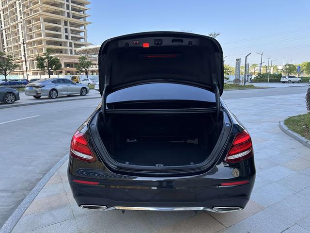 Certificated Used Mercedes-Benz E-Class 2019 Restyled E 300 L Sporty Fashion Edition - u22067195