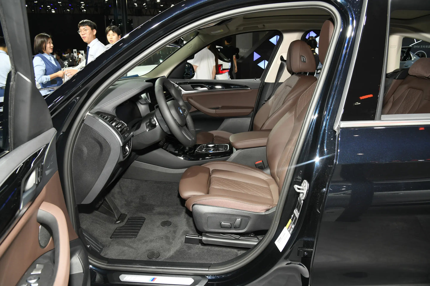BMW Brilliance iX3