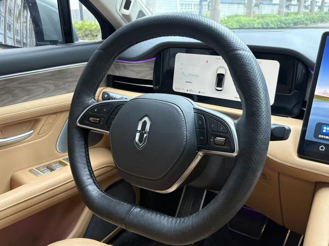 Pre - Owned 2022 AITO M5 Extended - Range Four - Wheel Drive Premium Edition