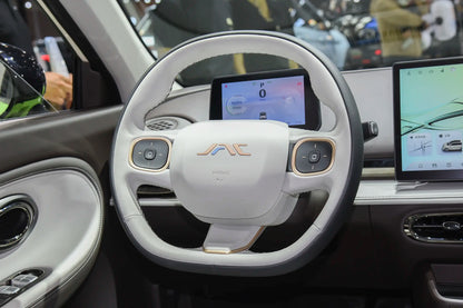 JAC YI 3