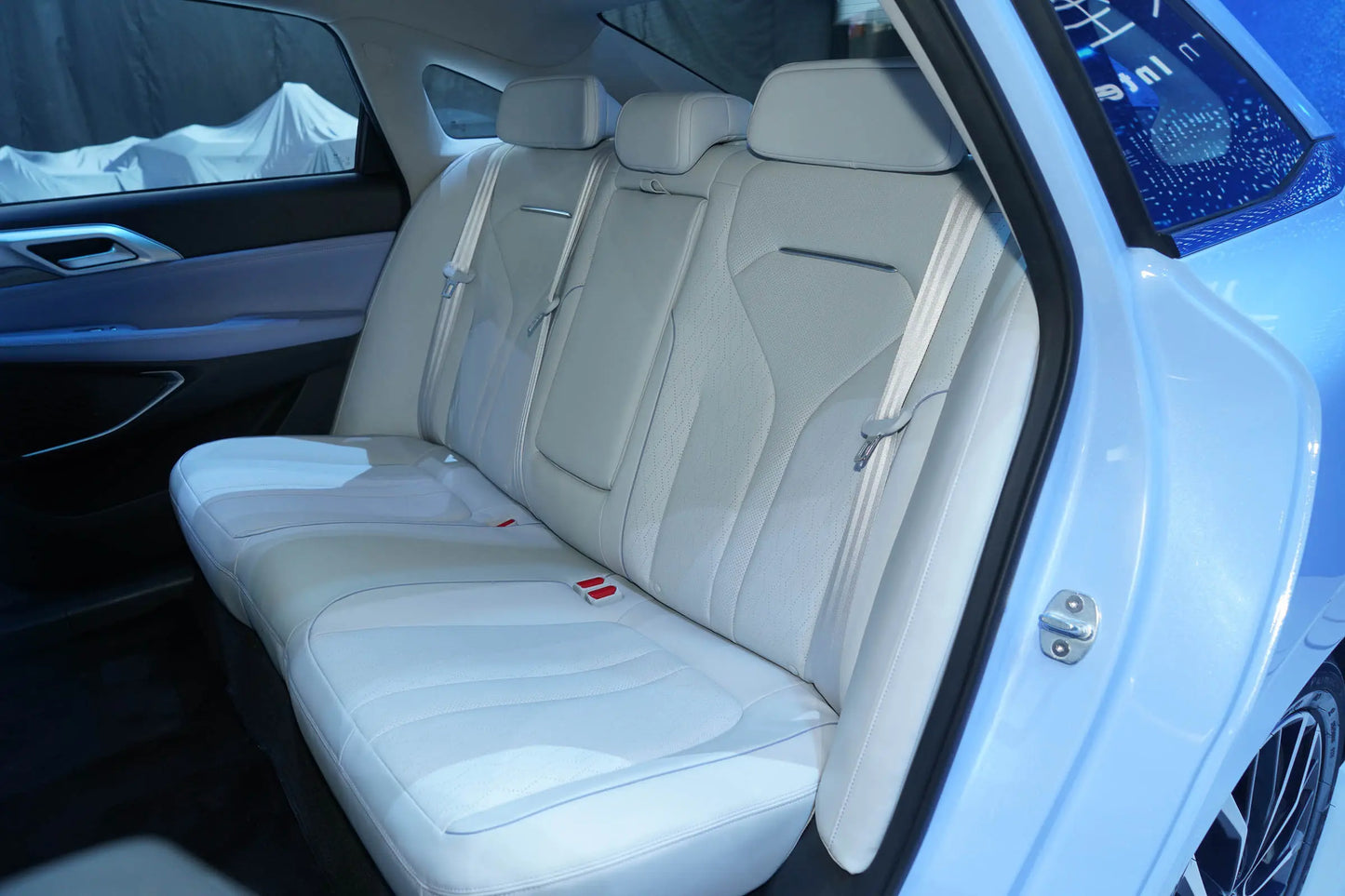 XPENG P5