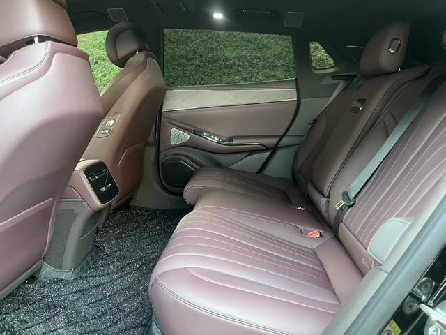 Certificated Pre-Owned Denza Z9GT DM 2024 Edition 1100 4WD Max Version -u22095380