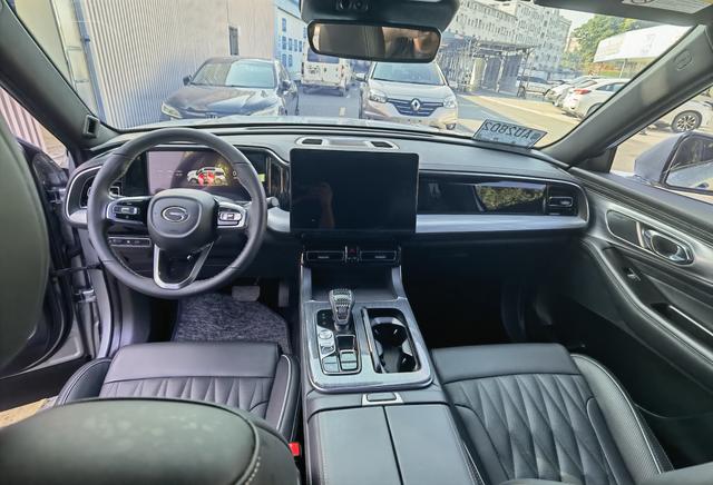 Certificated Pre-Owned GAC Trumpchi GS8 2022 Pilot Series 2.0TGDI 4WD Luxury Intelligent Connectivity Edition 7-Seater - u22063609