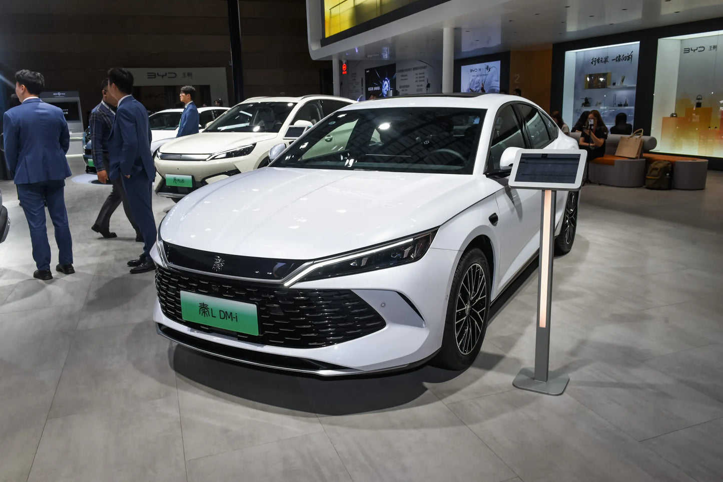 BYD Qin L DM - هجين PHEV