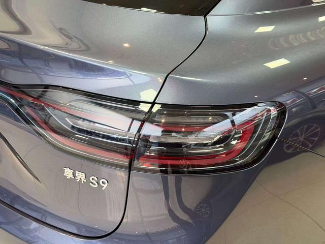 Pre-Owned AITO S9 2025 Extended Range Rear-Drive Ultra