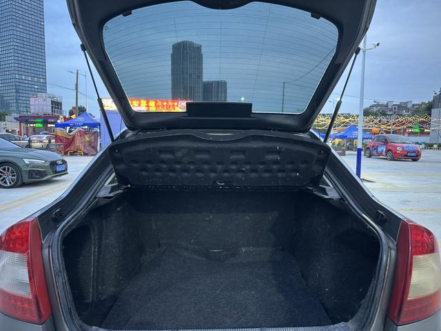 Skoda Octavia 2013 2.0L Manuelle Édition Yijie d'occasion certifiée - u21014256