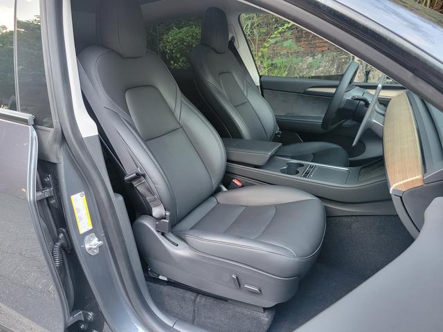 Pre-Owned Tesla Model Y 2021 Standard Range Rear-Wheel Drive Version