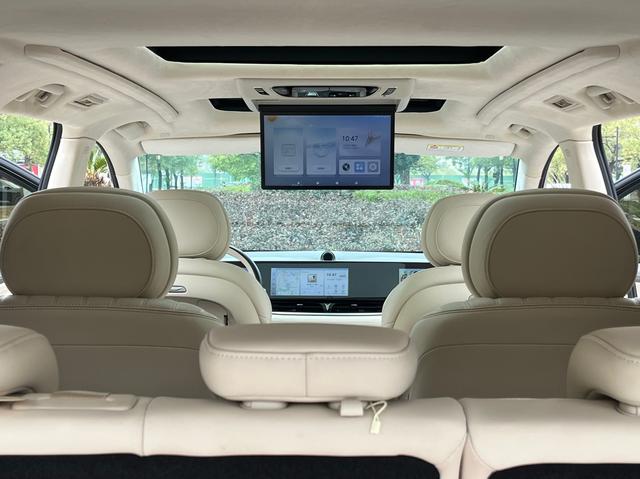 Certificated Pre-Owned VOYAH Dreamer PHEV 2024 Ultra Long Range Flagship Edition -u22115000