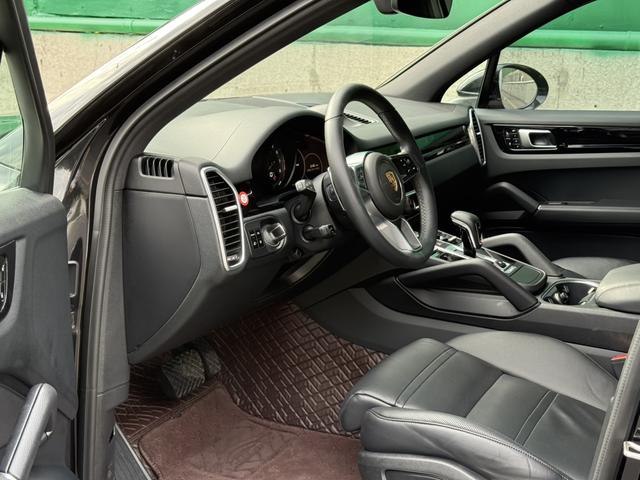 Certificated Pre-Owned Porsche Cayenne E-Hybrid 2019 Cayenne E-Hybrid 2.0T -u21562855