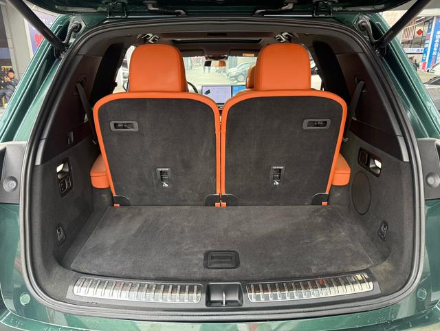 Pre-Owned Li Xiang L8 2023 Pro Version