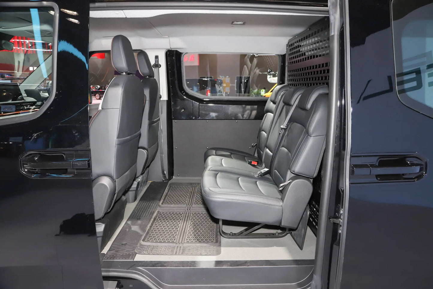 Geely Farizon Super VAN