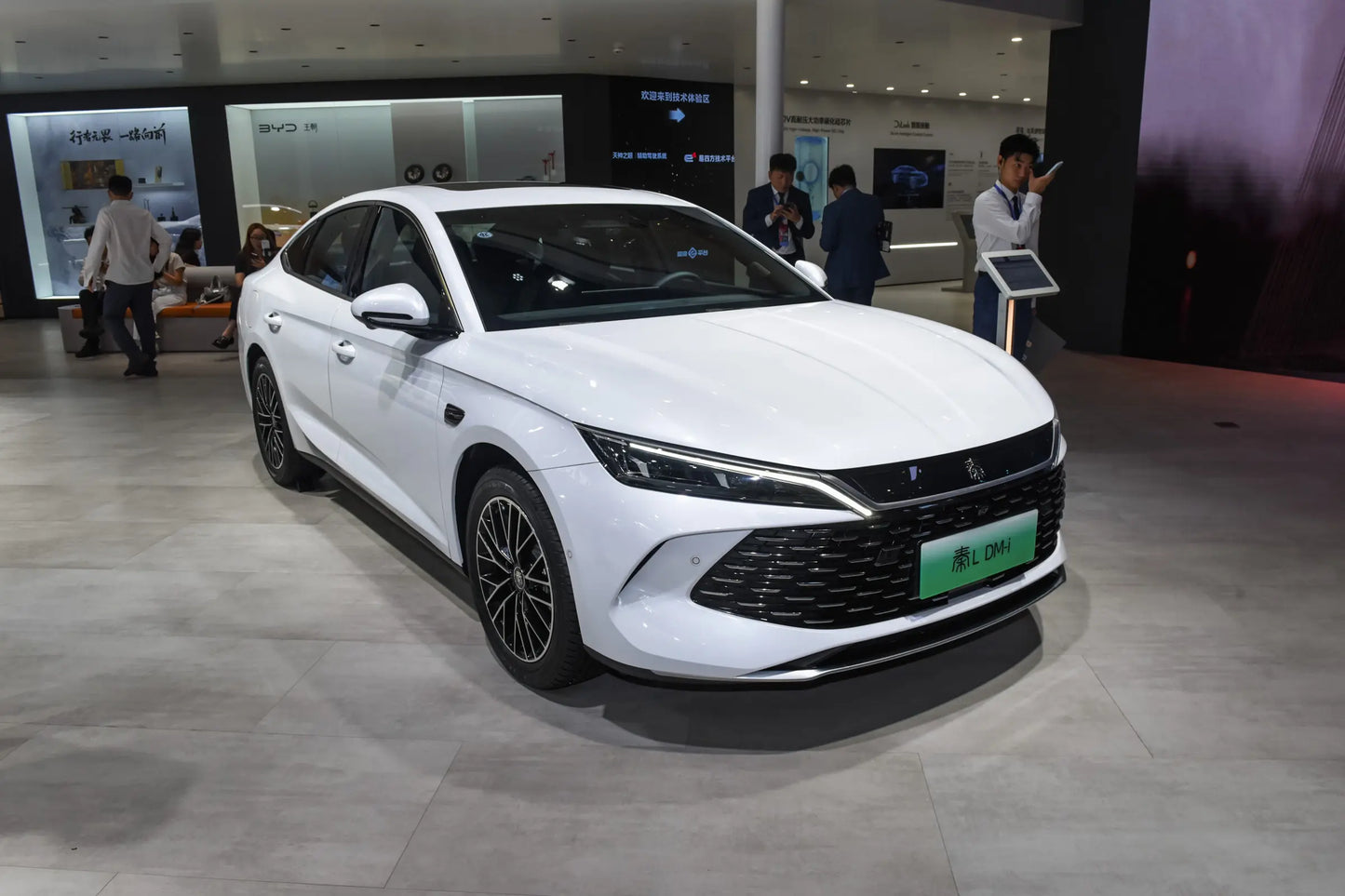 BYD Qin L DM - هجين PHEV